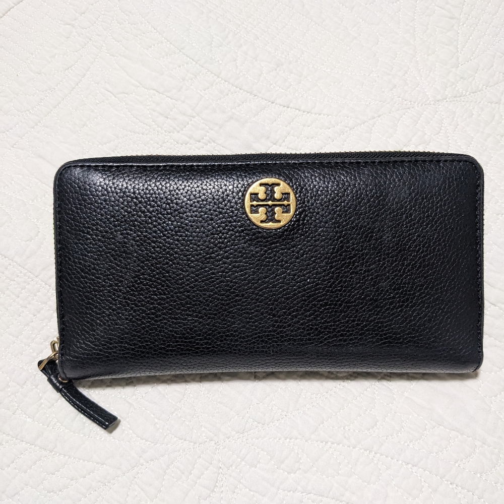 Tory Burch wallet
